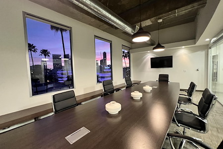 Beverly Hills Gateway Business Center - Large Conference Room