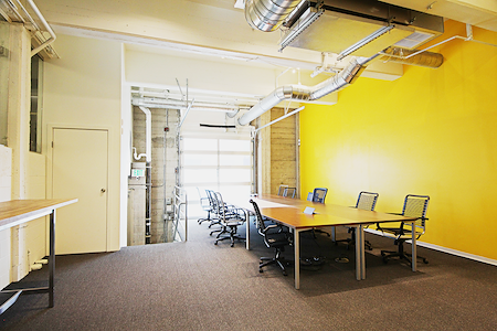 Viva-Team office for 16
