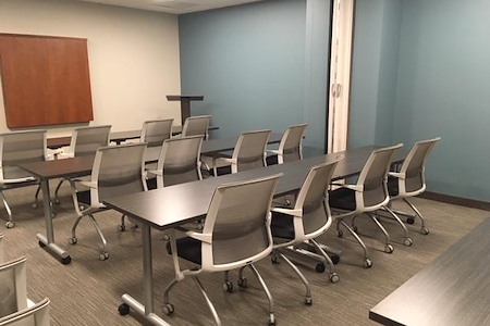Office Evolution - Hoffman Estates - Meeting Room 4- Training Room AB