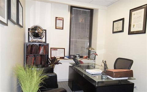 Suite 216 - 1 person private suite
