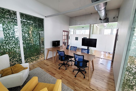 Task Up - Creative Executive Office for 5