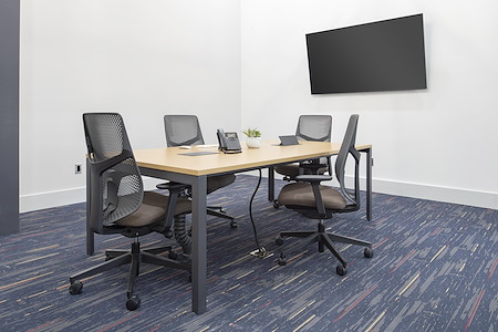 Venture X | Heartland - Conference Room for 6