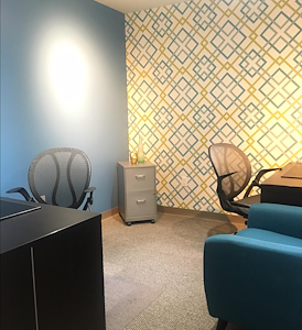 Midway Suite (Executive Office A)