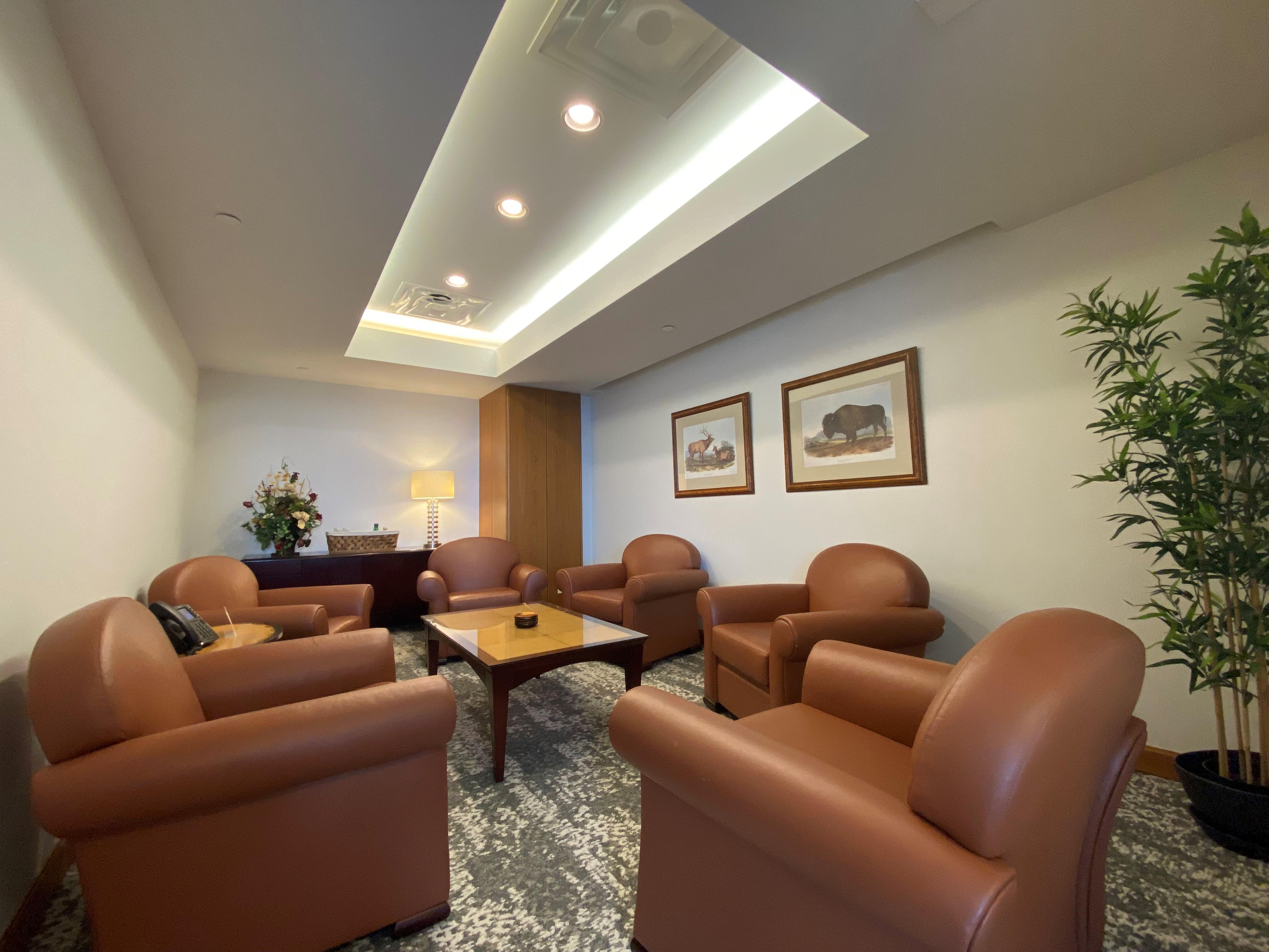 Private Meeting Room for 6 at Executive Business Centers - DTC