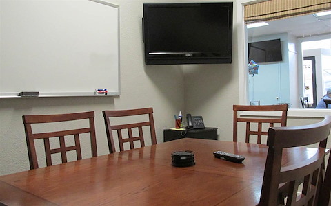 CoWork Factory:Small Conference Room