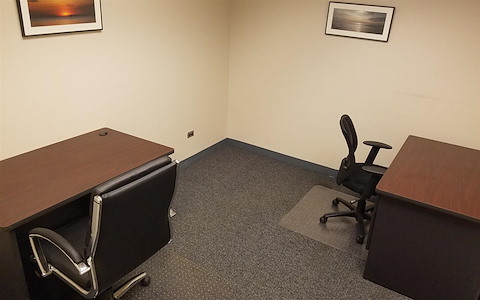 2 person office - interior