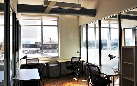 Beautiful Window Office for 4