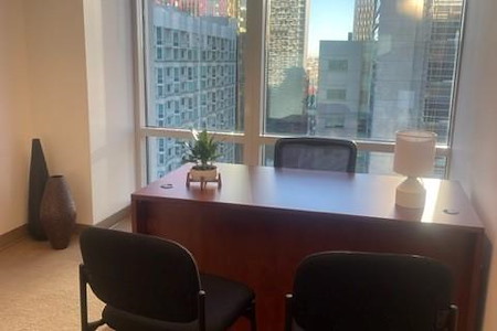(SEA) Seattle Downtown - Work with a View-$1,150
