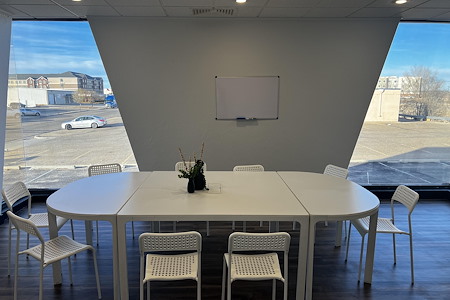 Union Hall Workspace - 320 sq ft team suite/ large meeting room