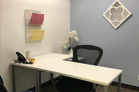 Rent Private Office Space in Los Angeles