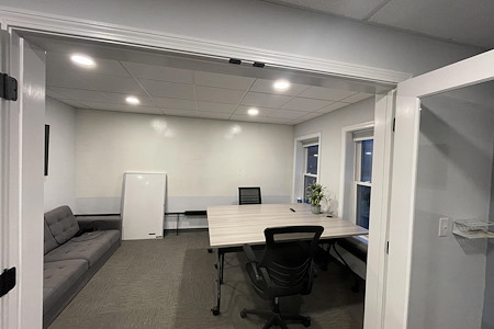 Flexhub @ 30 Amherst St - Entire Office