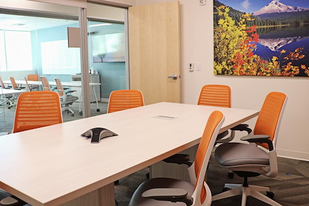 Office Evolution - Hillsboro | Tanasbourne - Cascade Conference Room