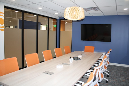 Office Evolution - Carmel - 12-Person Meeting Room