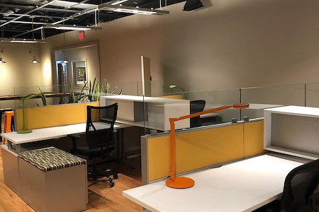 FireWorks Coworking - Dedicated Desk