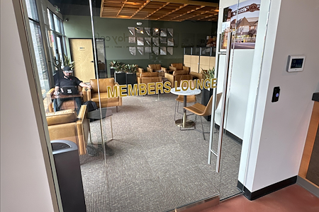 Parlay Cafe - Open Desk 1