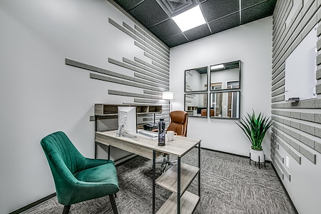 Lucid Private Offices | Allen - Fairview - ExecutiveSuite - Interior