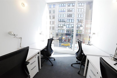 The Yard: Herald Square - 4-Person Team Office
