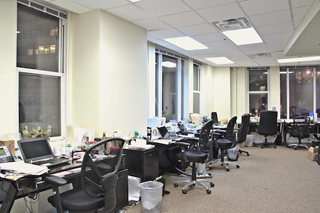 Jay Suites - 10 Times Square - Windowed Team office for up to 15 people