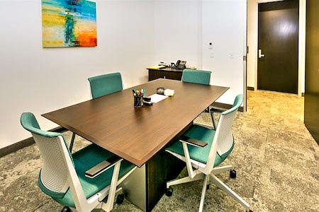Fusion Workplaces - Palm Desert - Meeting Room