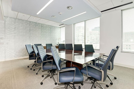 Carr Workplaces - Reston Town Center - Library Boardroom