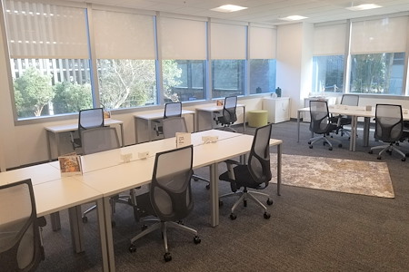 Regus | Spaces @ Oyster Point - Team for space up to 80 People