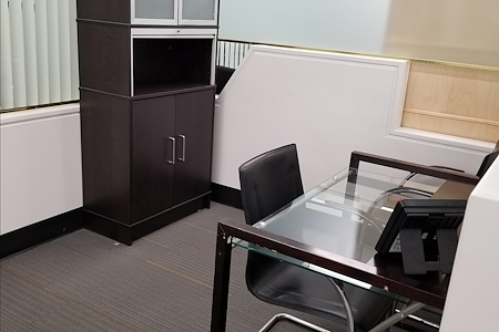 Global Business Centers - Cubicle Space