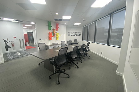 The One Cowork - Conference Room