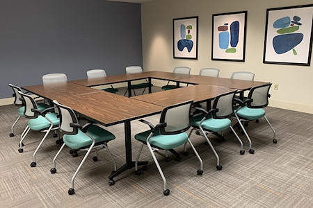 Office Evolution Clayton - Brown Meeting Room