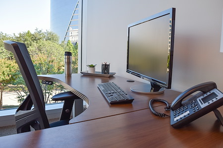 Executive Workspace| Las Colinas - Large Window Office