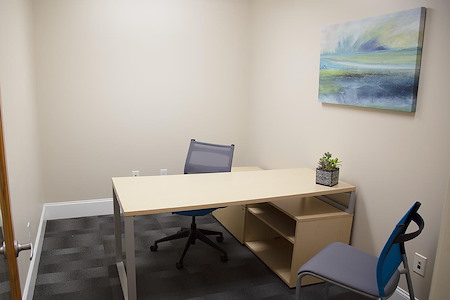Focal Point Coworking - One Person Office