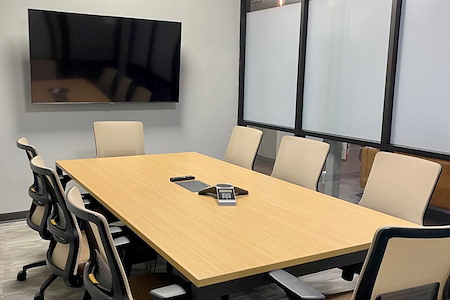 Venture X Richardson - Medium Meeting Room