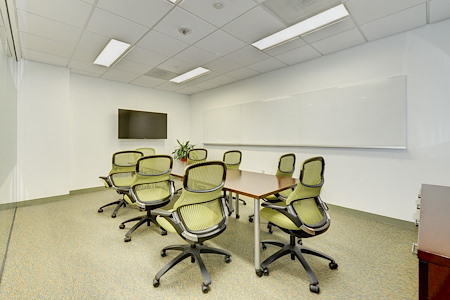 Carr Workplaces - Bethesda - Glen Echo Meeting Room