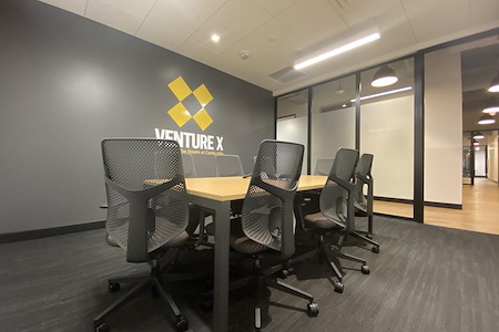 Venture X - Enclave San Antonio - Medium Meeting Room