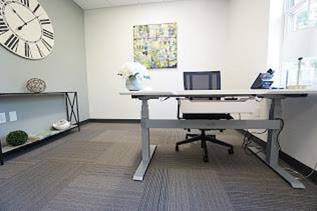 Capital Workspace - Bethesda - Office Suite 142