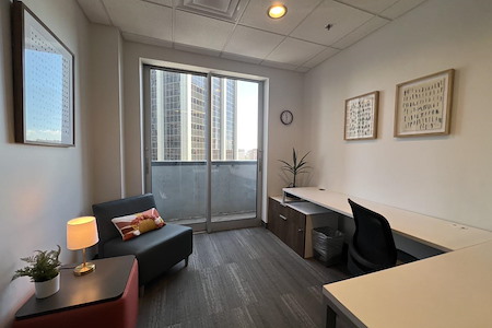 Venture X Denver Downtown on 16th - Executive Private Office