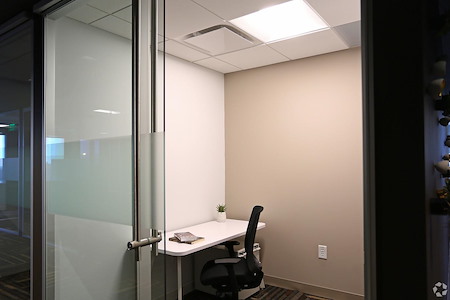 Pipeline Workspaces | Tampa - Interior 1 person office