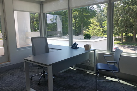 Office Evolution - Westport - Exterior Offices