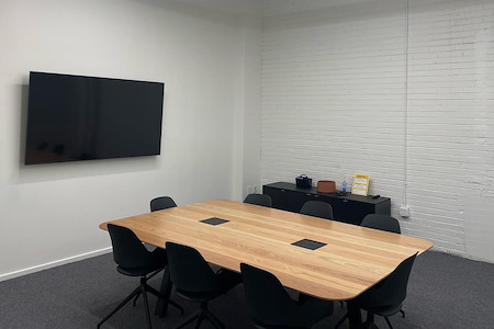 CENTRL Office - Sacramento - Medium Meeting Room (M1)