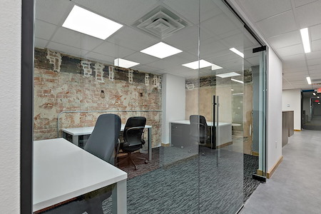 25N Coworking - Rolling Meadows - Private Office for 3 (129 sq ft)