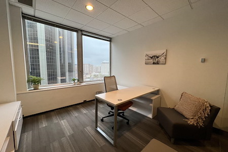 Venture X Denver Downtown on 16th - Executive Private Office