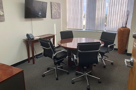ExecuSuites Southwest  LLC - Small Meeting Room