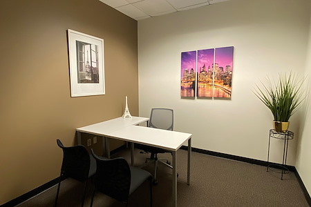 Regus | Crow Canyon Plaza - Private Office