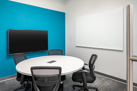 Workspace at Reston Town Center - South Lakes Meeting Room