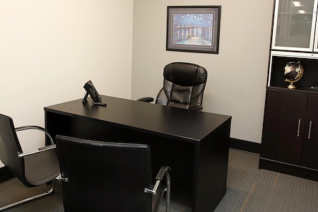 Global Business Centers - Private  Office Suite Beverly Hills