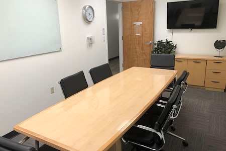 ExecuSuites Southwest  LLC - Medium Meeting Room