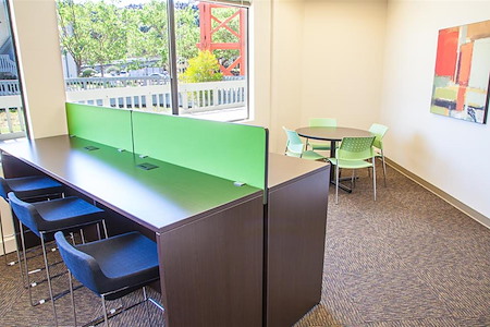 Office Evolution - Mill Valley - Drop-in Lounge