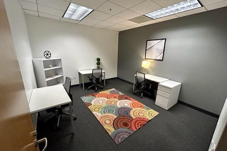 Regus | Corporate Commons - Office 3057 1ST MONTH FREE