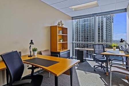YourOffice - Downtown Orlando - Private Window Office 46
