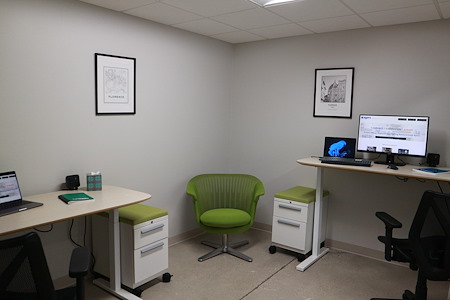 Agora Coworking - Grayslake - Delphi - Large Office