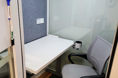 1SMART.SPACE - P3:  Private Desk Space for 1